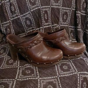 UGG brown leather clog mule with brass tacs